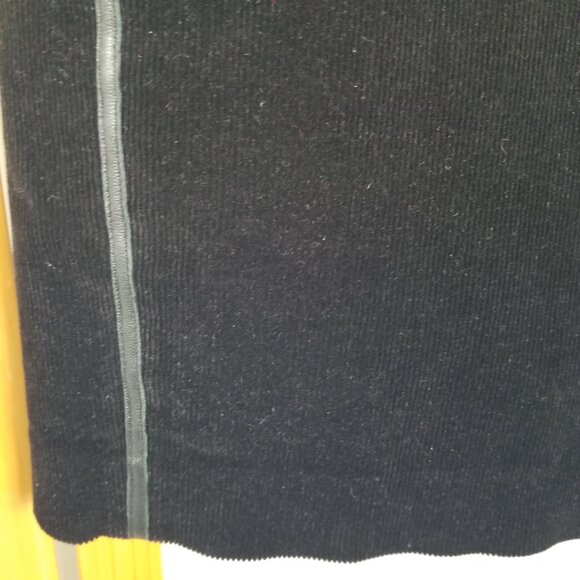 Vivienne Tam Black Corduroy Mini Skirt Leather Trim Size Small - Picture 2 of 5